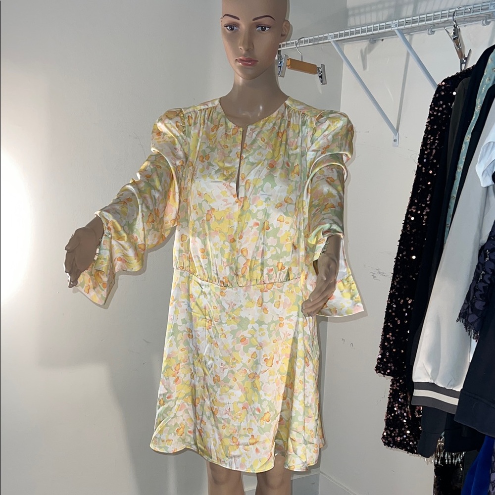 H&M Long Sleeve Dress - Soft Yellow and Cream